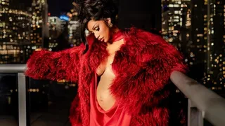 cardi-b-flaunts-baby-bump-as-she-announces-third-pregnancy-after-filing-divorce-from-offset